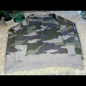 Aerie Camouflage Oversized Sweater. Size: X-Small